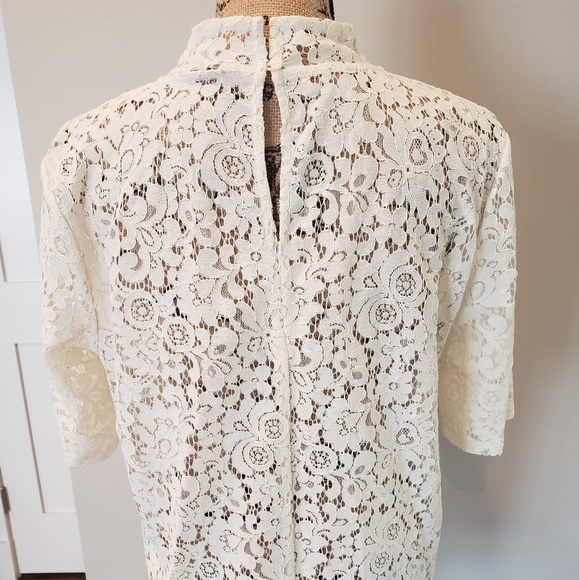 Open lace short sleeve top - Picture 5 of 5